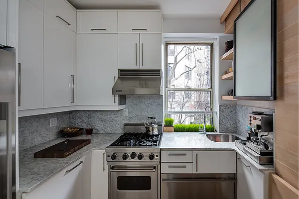 Sold by Stribling | media 1