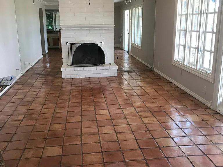 27855 Narciso — Photo 11