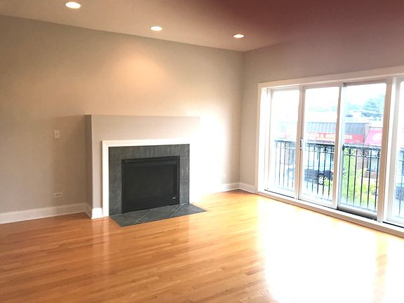 3rd image of 3436 N Harlem Ave #2
