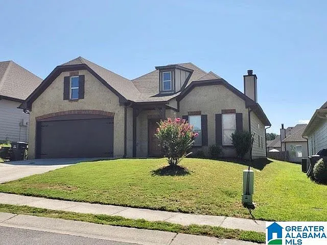 1004 Medinah Dr — Photo 2
