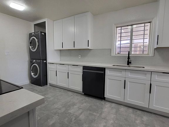 5th image of 1154 E DUNLAP Avenue N