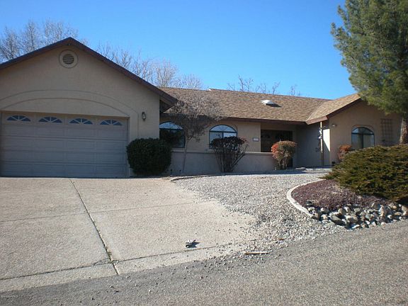 2nd image of 2054 S Del Mar Dr #7
