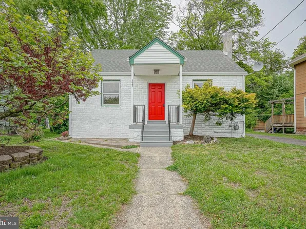 323 Jackson Ave, Magnolia, NJ 08049