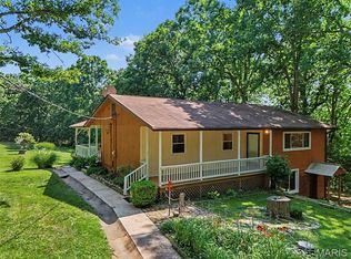 5072 Oak Tree Ln, House Springs, MO 63051