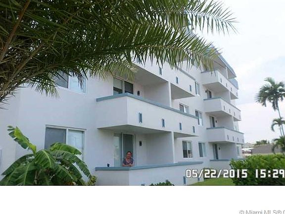 3rd image of 11750 NE 16th Ave APT 210