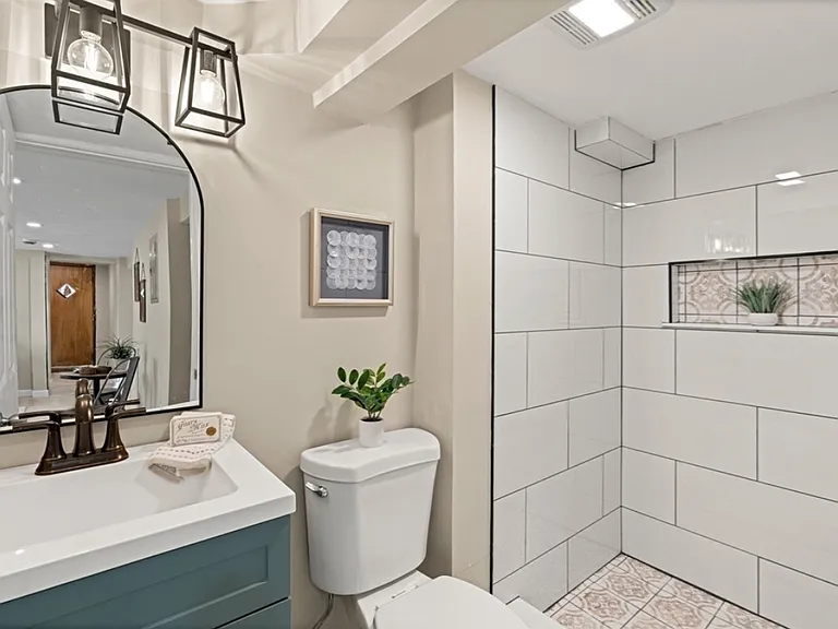 47 Roosevelt St #1 — Photo 7