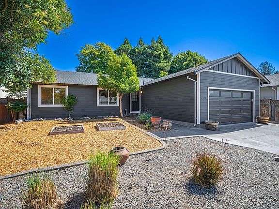 2nd image of 230 Carina Drive