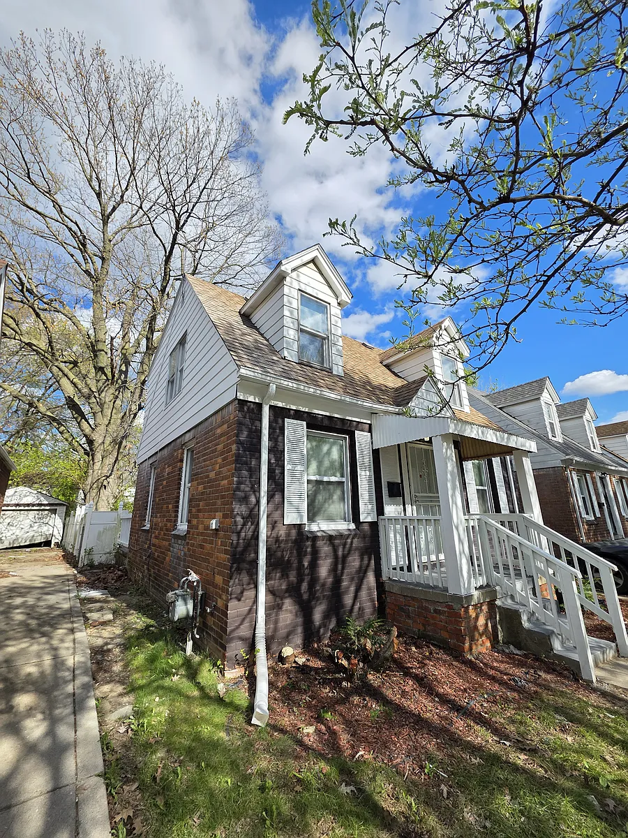 Building Photo - 16208 Cruse St