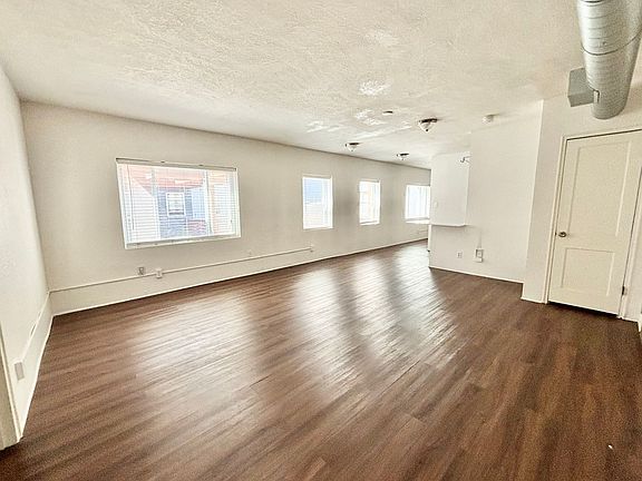 5th image of 625 E Armour Blvd #629-1D
