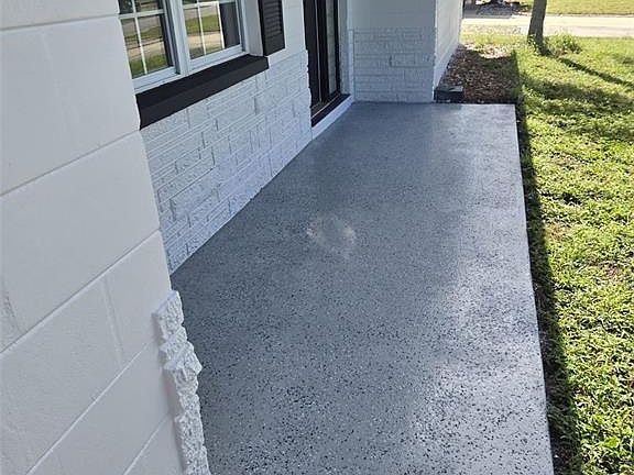 3rd image of 7401 COUNTRY CLUB DRIVE