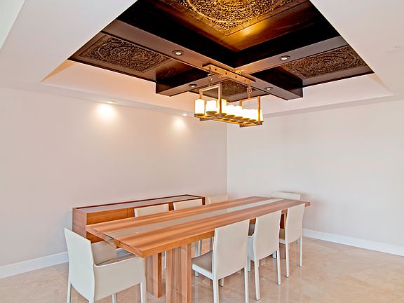 3rd image of 6000 Island Blvd APT 2506