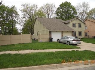 803 Beechlawn Ct, East Lansing, MI