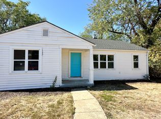 8444 Highland Ave, Kansas City, MO 64131