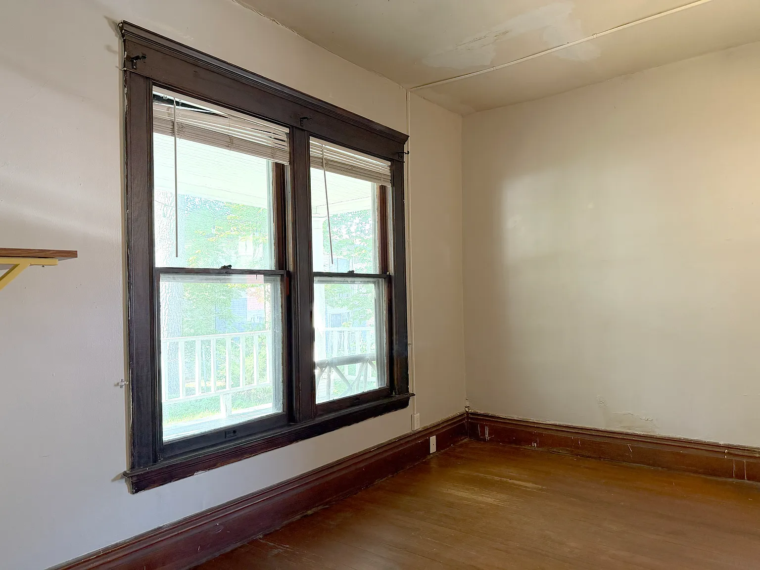 223 S Johnson St — Photo 2