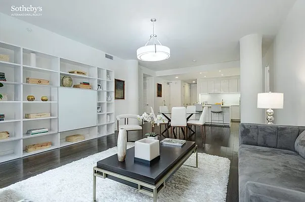 Sold by Sotheby's International Realty | media 2