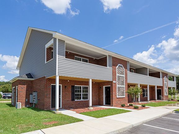 the-drake-apartments-greenville-nc-building-photo