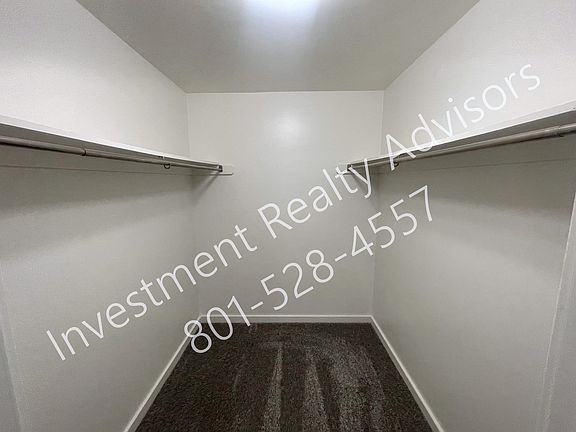 Closet 2 watermark_06282023