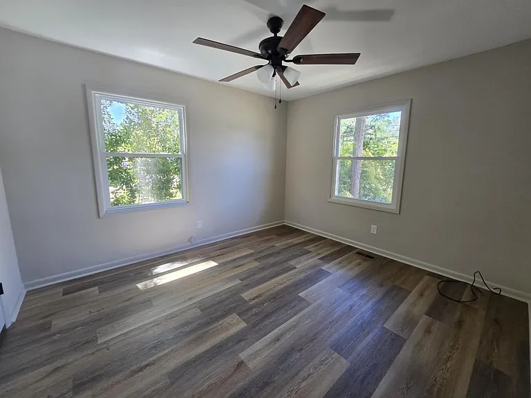 1819 Cawdor Dr — Photo 16
