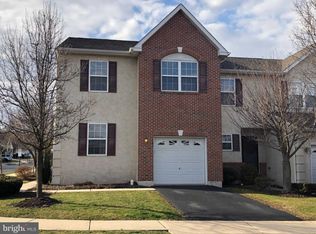 101 Riverside Dr, Red Hill, PA 18076