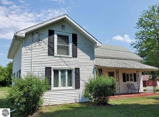 5496 N Winans Rd, Alma, MI 48801