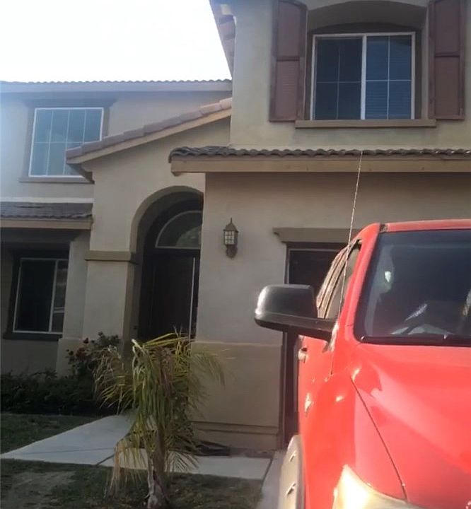 1st image of 26196 Emily Pl