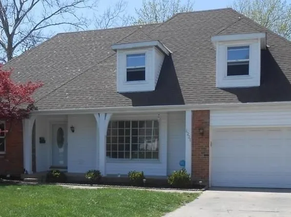 6220 N Bales Ave, Gladstone, MO 64119