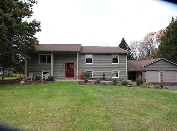 2nd image of 50 Simon Dr