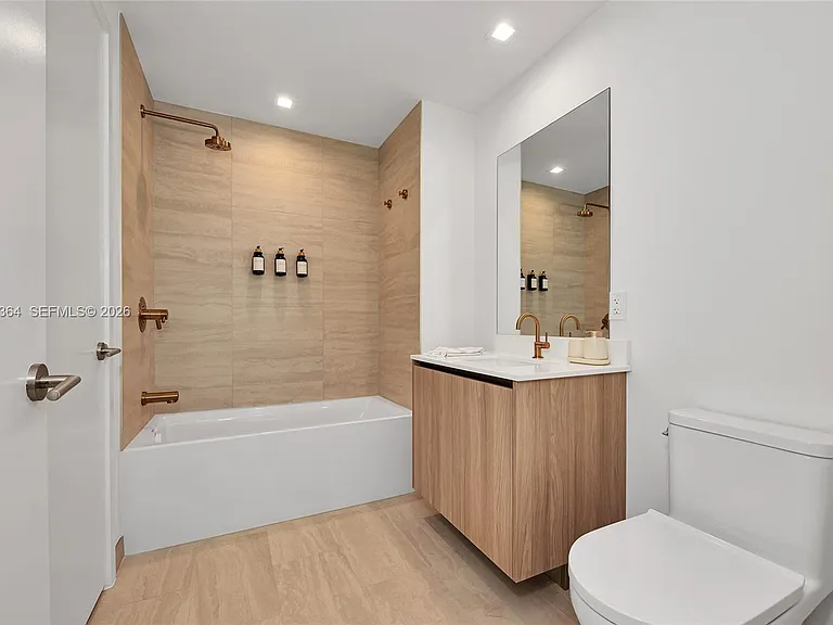77 SE 5th St #1906 — Photo 19
