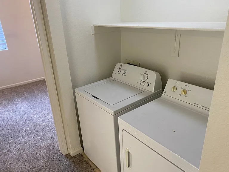 27 E Agate Ave #203 — Photo 9