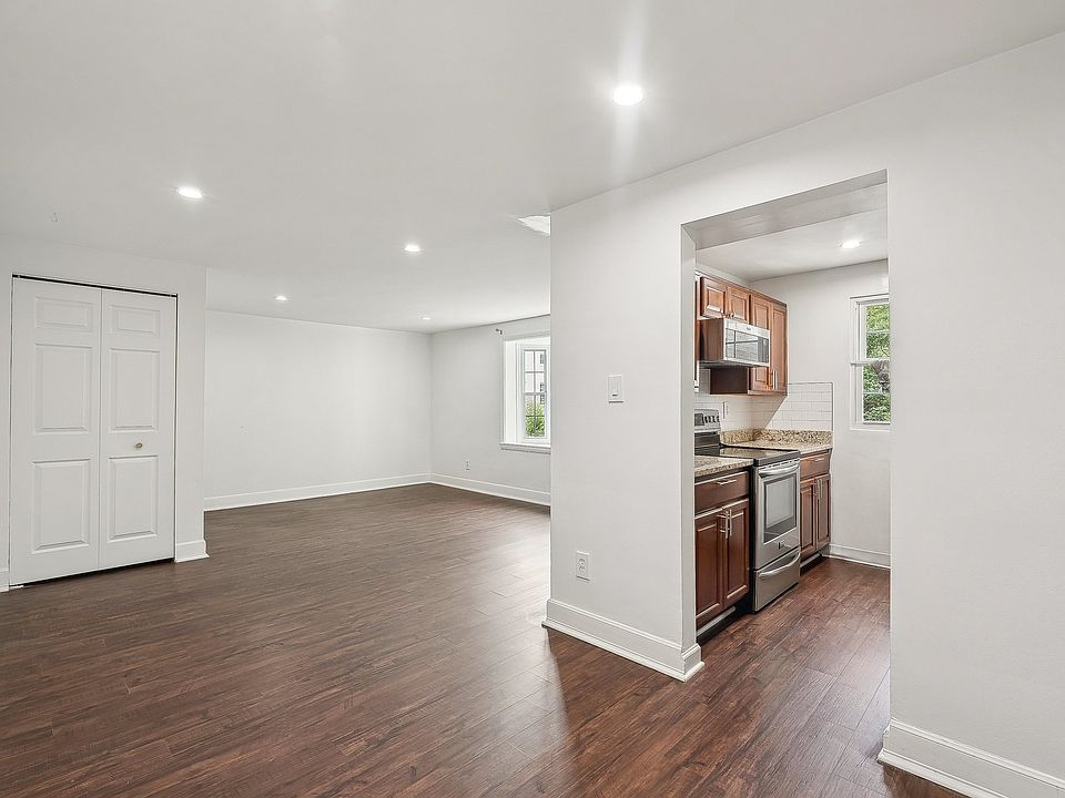 1st image of 808 S Arlington Mill Dr APT 203
