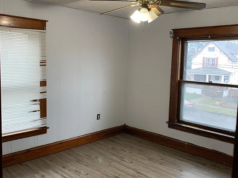1863 Pierce Ave #2 — Photo 7