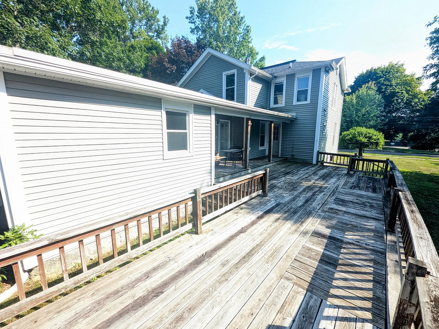 3 bed, 2000 sqft, $1,800 — Photo 4