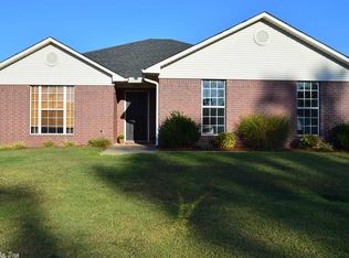 1790 Milestone Dr, Conway, AR 72034