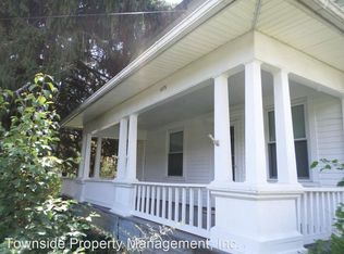 1075 Cambria St NE, Christiansburg, VA 24073