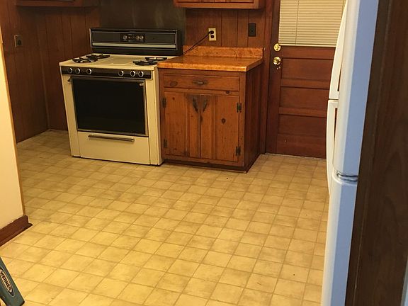 4th image of 4786 McCrory Ave