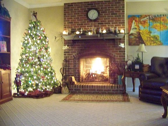 2nd image of 2120 Red Leaf Ct