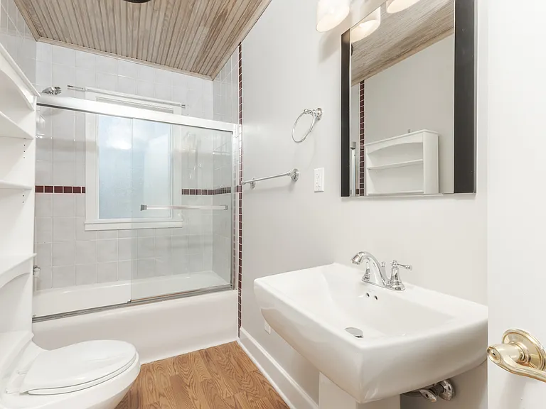 112 Warner St — Photo 18