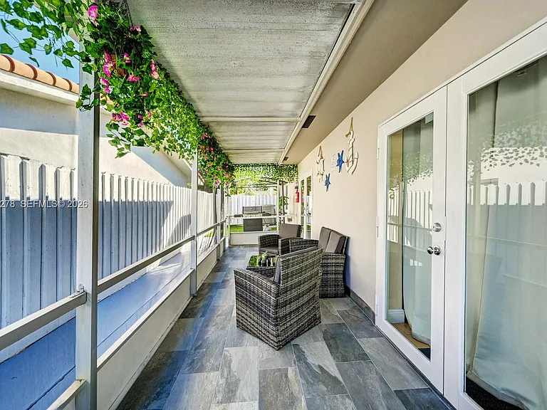 825 Harrison St — Photo 27