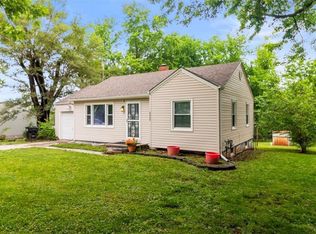 8958 E 55th St, Raytown, MO 64133