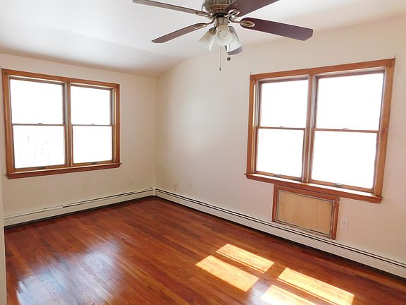 2nd image of 1305A 128th St APT 3