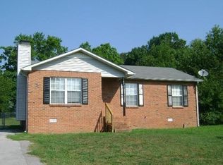 201 Golden Pond Ave, Oak Grove, KY 42262