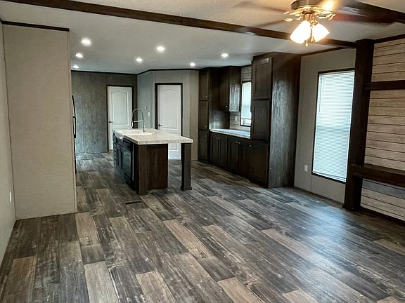 4th image of 2201 S Pearl St #74