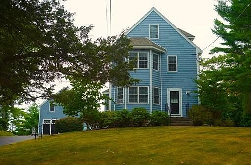 1st image of 112 Sumner St #1