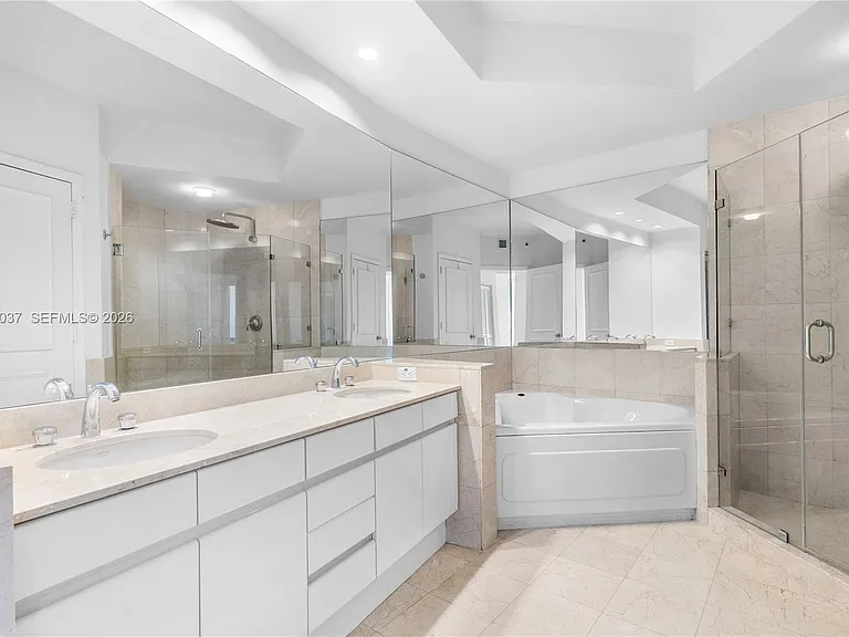808 Brickell Key Dr #3002 — Photo 12