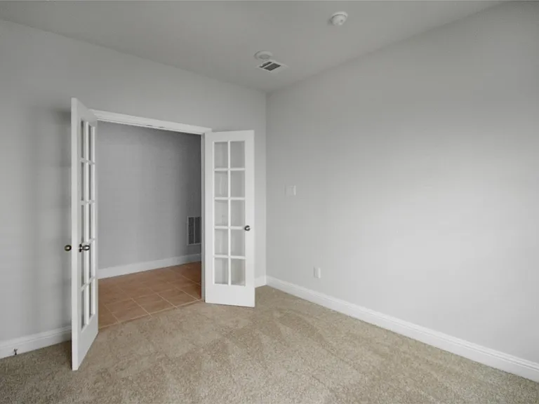 3808 Pennington Ave — Photo 10
