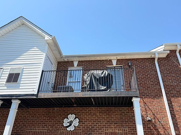 2nd image of 101 Duncraig Dr Unit 206