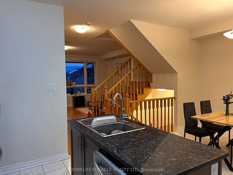 197 Mumbai Dr — Photo 9