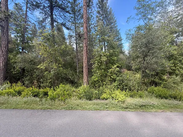 Manzanita Rd, Sutter Creek, CA 95685