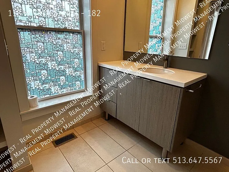 118 W 15th St #182 — Photo 13