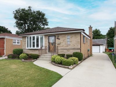 3705 Sarah St, Franklin Park, IL, 60131
